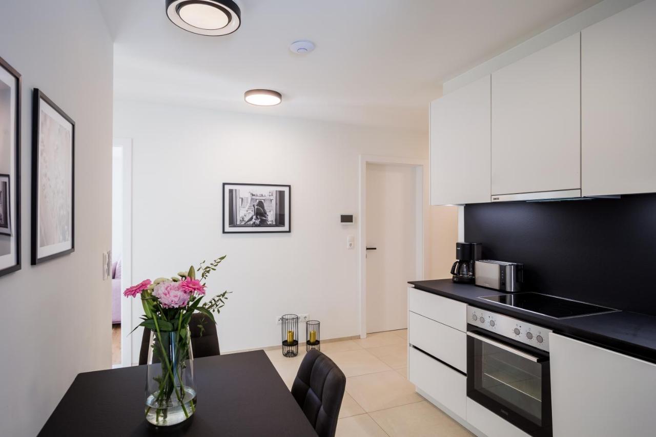 Moderne Wohnung Mit Terrasse Innsbruck Exterior foto